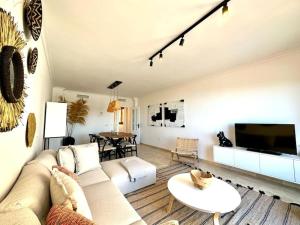 La Mairena - Sea View Property - Pool and Sports