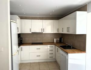 Mercuri Albir con piscina privada