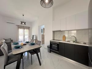 Monterey I1 54 sqm cozy apt in Paleo Faliro