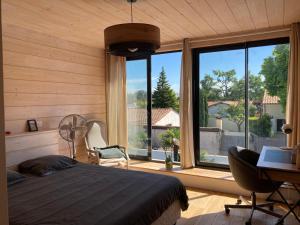 Maisons de vacances Maison avec piscine : photos des chambres