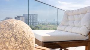 Onix View 37, Premium Parking