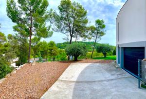 Villas Superbe et spacieuse propriete avec piscine et spa : photos des chambres