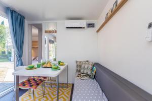 Two-Bedroom Bungalow room in Bellona