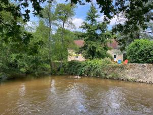 Maisons de vacances Le chant de la riviere en Berry : photos des chambres