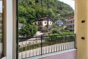 Casa Làrisa Lago Maggiore