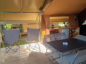 Campings Camping Onlycamp L'Oree d'Alsace : photos des chambres
