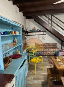 Linda Casa com 03 Dormitórios - 30 Metros até até a Praia