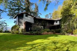 Puget Sound Orca Retreat - 班布里奇岛