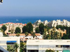 EUR - Apartamento con vistas mar