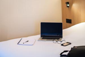 Hotels Grand Hotel De La Seine : Chambre Quadruple