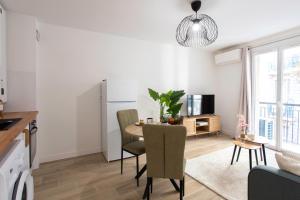 #58 Logement Clim & Balcon 5mins marche de la Mer