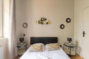 Joli duplex avec jardin, 2 personnes, Écully