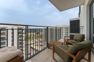 Maison Privee - Charming Retreat with Panoramic Views on Yas Island