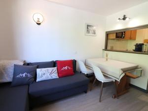 Studio Cabine à Tignes, Accès Direct Pistes, Balcon, WiFi, 4 Pers - FR-1-502-568