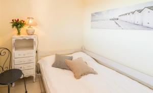 Appartements Hubsch eingerichtetes Apartment Miramar mit grosem Balkon, Pool, fusslaufig zum Strand : photos des chambres