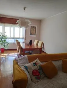 Beautiful location by the beach, with 2 cats - Aldoar