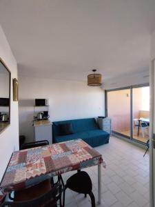 Appartements Near the port and the beach : photos des chambres