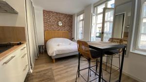 Nestor - Studio rénové Vieux Lille Esplanade -