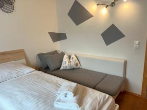 GRIASS EICH Ski-to-door Apartment by Isa Badkleinkirchheim
