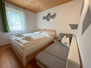 GRIASS EICH Ski-to-door Apartment by Isa Badkleinkirchheim