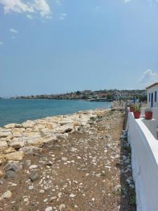 Seaview Apartments Petalidi