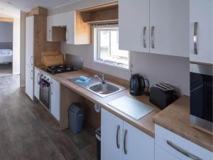 Pinewoods Easy Access sleeps 6 – dog friendly