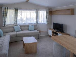 Pinewoods Easy Access sleeps 6 – dog friendly