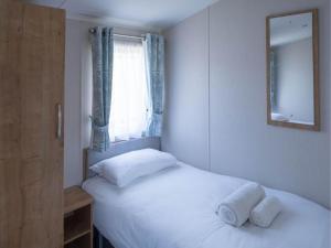 Pinewoods Easy Access sleeps 6 – dog friendly