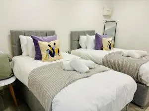 Quays Apartment - Outside Space - Hempstead