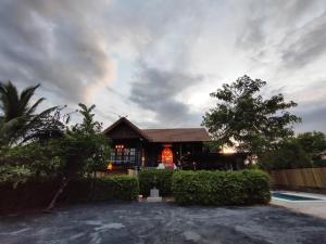 Banhom Pool villa บ้านหอมพูลวิลล่า