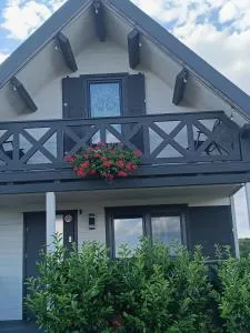 Willa J&R Anielski Zakątek nad Bałtykiem z Jacuzzi i Klimatyzacją - Mielenko