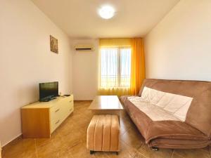 One-Bedroom Apartment with Balcony room in Arkite Complex