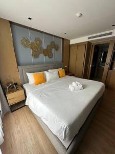 Spacious apartment 600m from the beach