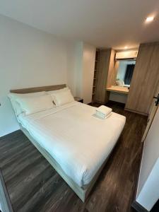 Utopia Naiharn (A20)