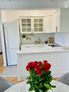 Deluxe apt Park Novi Residence