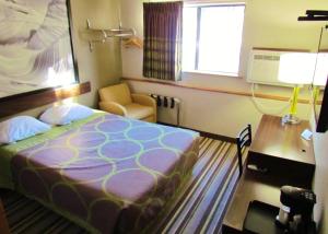 Queen Room - Non-Smoking room in Super 8 by Wyndham Williams East/Grand Canyon Area
