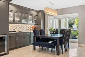 Peaceful Haven Waterfront Home Tierra Verde - 4hvězdičkové hotely ve městě Tierra Verde