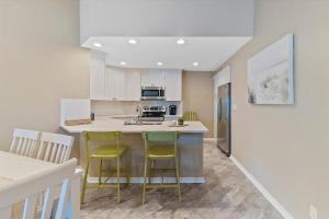 Vista Verde West 1 207 2BD 2BA - 4hvězdičkové hotely ve městě Tierra Verde