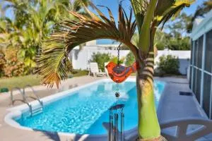 Seminole Comfort Private Pool Home 3BD 2BA - Oakhurst Terrace