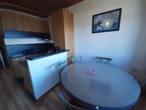 T2 à Courchevel 2* accès pistes, parking, vue vallée, 4 pers. - FR-1-514-22