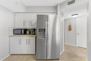 Bahia Vista Corner Unit Beautiful View