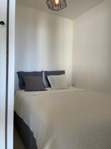 Appartements Studio Bruno, vue mer, avec piscine, Golfe de Saint Tropez : photos des chambres