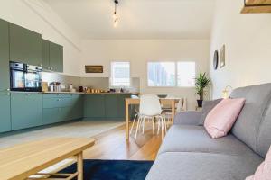 Beautiful renovated duplex with balcony