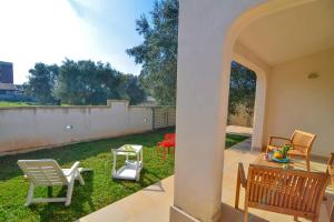 Villa Mina con Jacuzzi nel Boomerang Village a Torre Colimena
