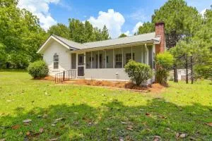 Charming Country Home with Yard - 14 Mi to Ole Miss! - 贝茨维尔