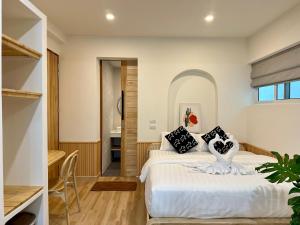 KUMA Beachfront Villa Chaloklum