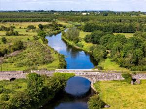 Secluded riverside farmhouse close to Center Parcs