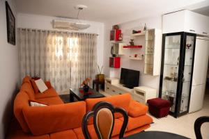 FIA Rentals Tirana 49 - Top Floor