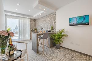 Margot Holiday Suite