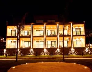 Aurum Hotel - Palasë